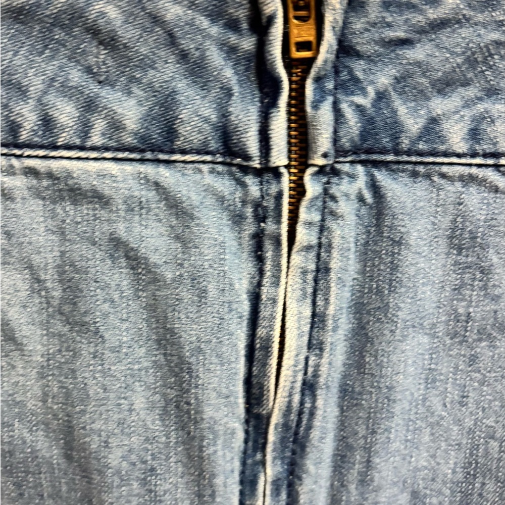 Free People Zip to It Denim Mini Jean Skirt Chloe Wash Boho
Women's Sz 2 - Picture 4 of 8